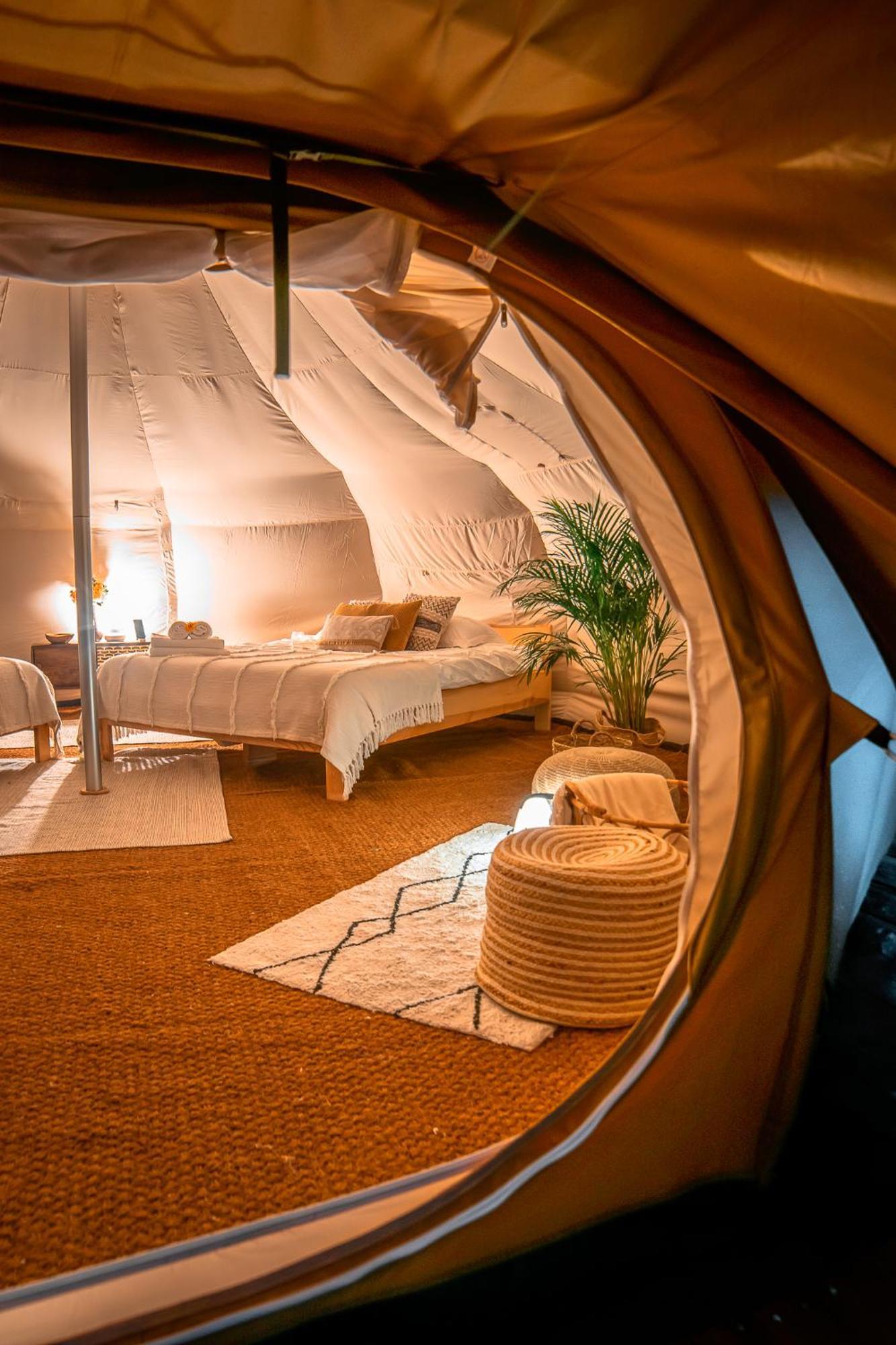 Готель Glamping Gozdna Jasa Бовец Екстер'єр фото
