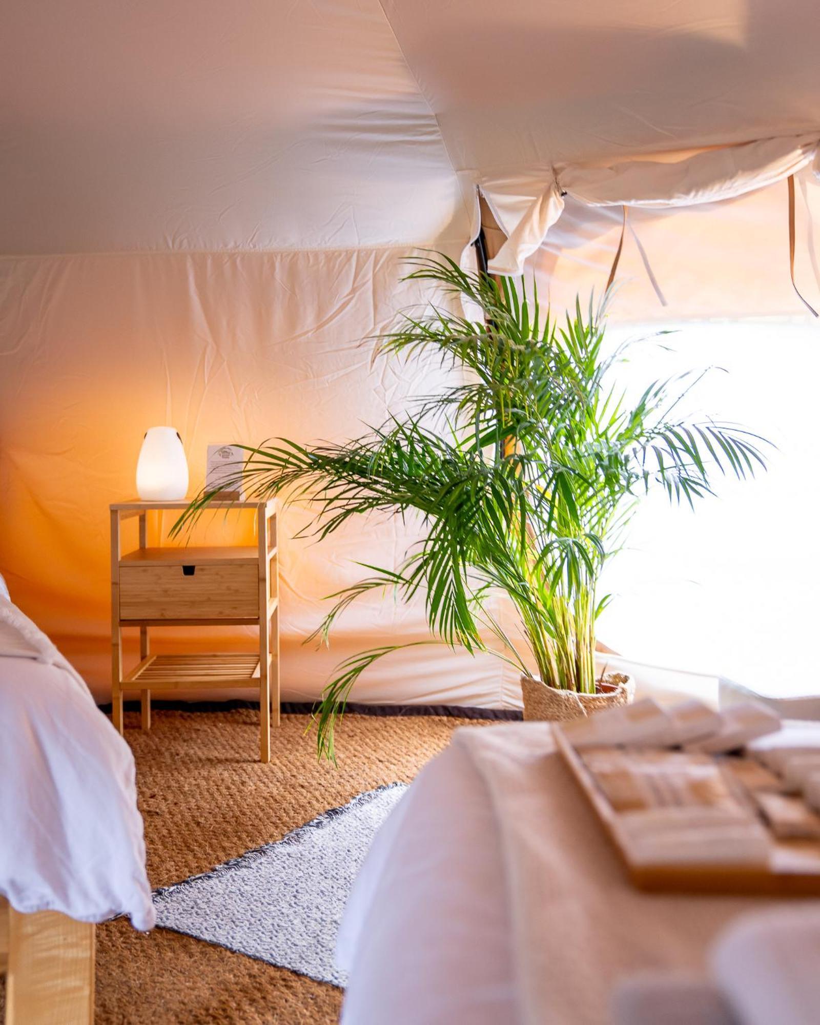 Готель Glamping Gozdna Jasa Бовец Екстер'єр фото