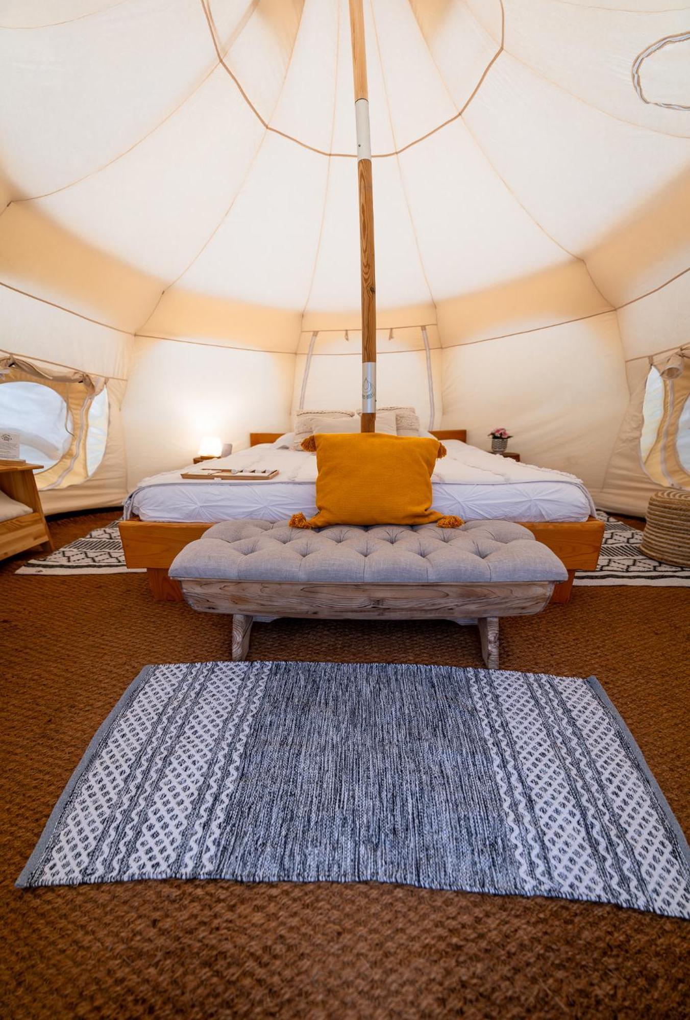 Готель Glamping Gozdna Jasa Бовец Екстер'єр фото